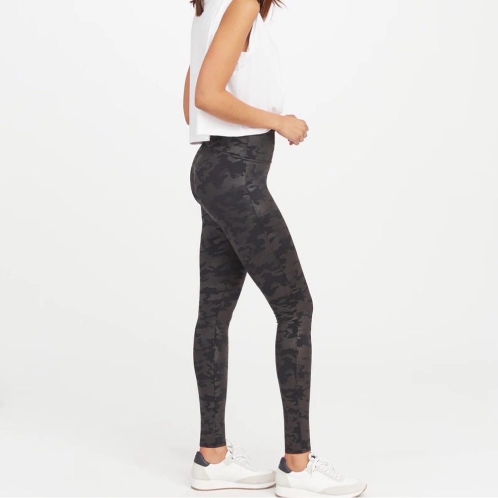 Spanx look at me now camo leggings